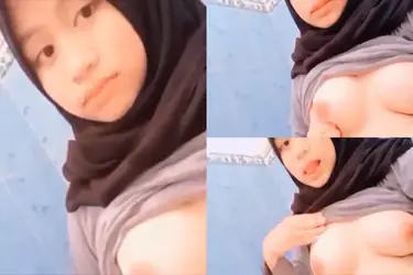 Bokep Jilbab Pamer Toge No Cut Durasi Panjang poster
